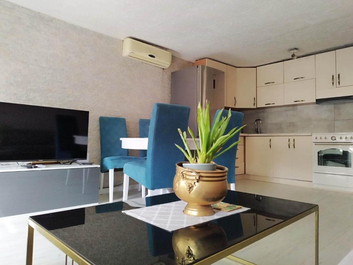 Apartment With Garden Hanja Mostar Eksteriør bilde